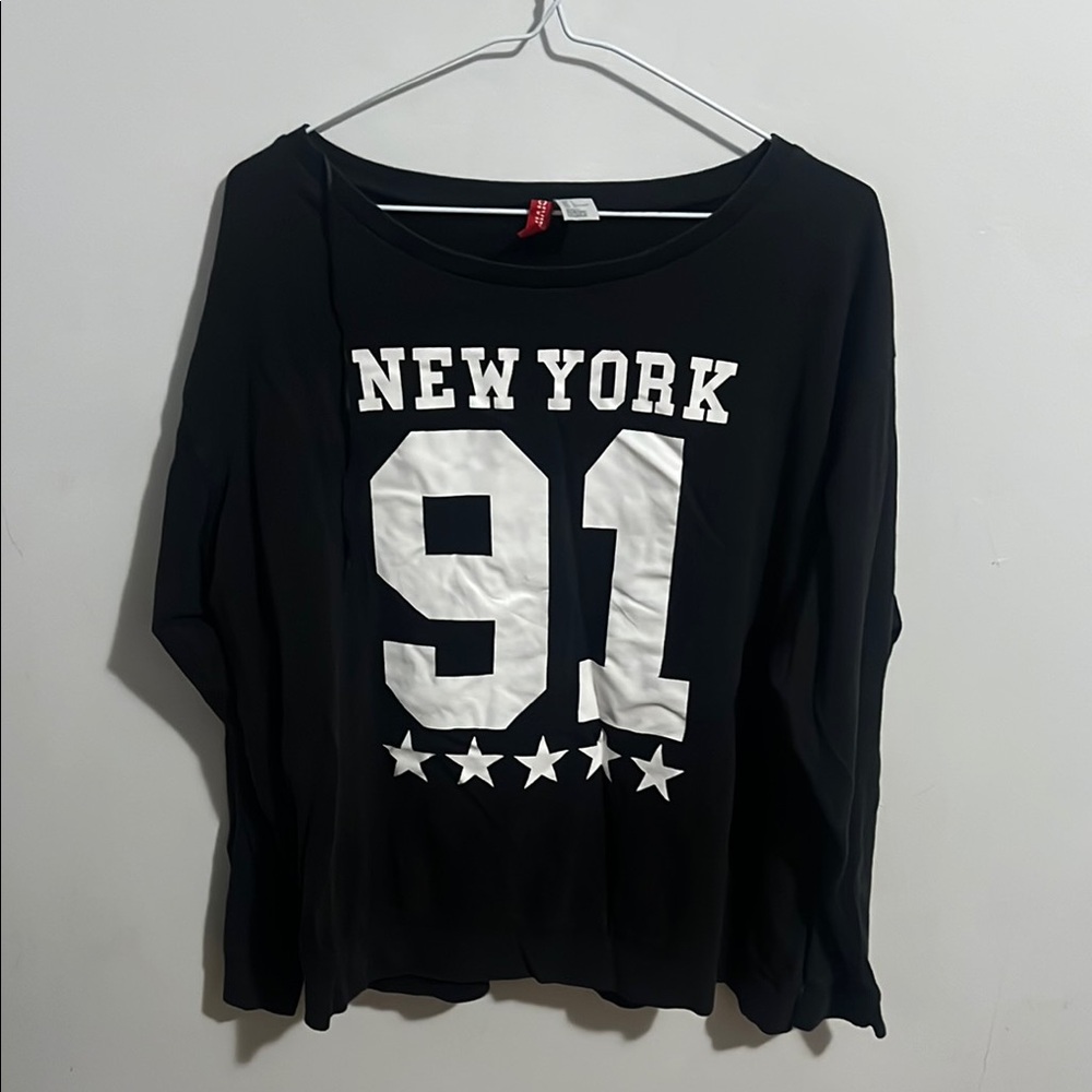 Divided Black and White 3/4 Sleeve Boxy Sweatshirt